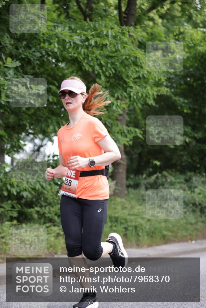 15.06.2025 - REWE Women's Run Jannik Wohlers http://msf.ph/oto/7968370 15.06.2025 10:03:38 Laufen 28 meine-sportfotos.de