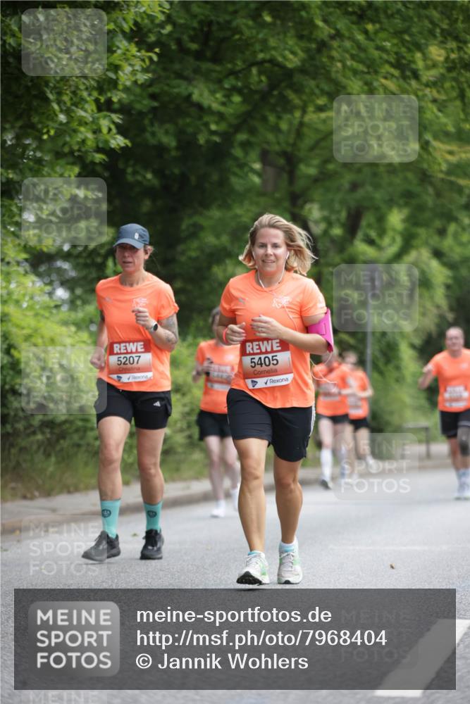 15.06.2025 - REWE Women's Run Jannik Wohlers http://msf.ph/oto/7968404 15.06.2025 10:03:40 Laufen 5207, 5405 meine-sportfotos.de