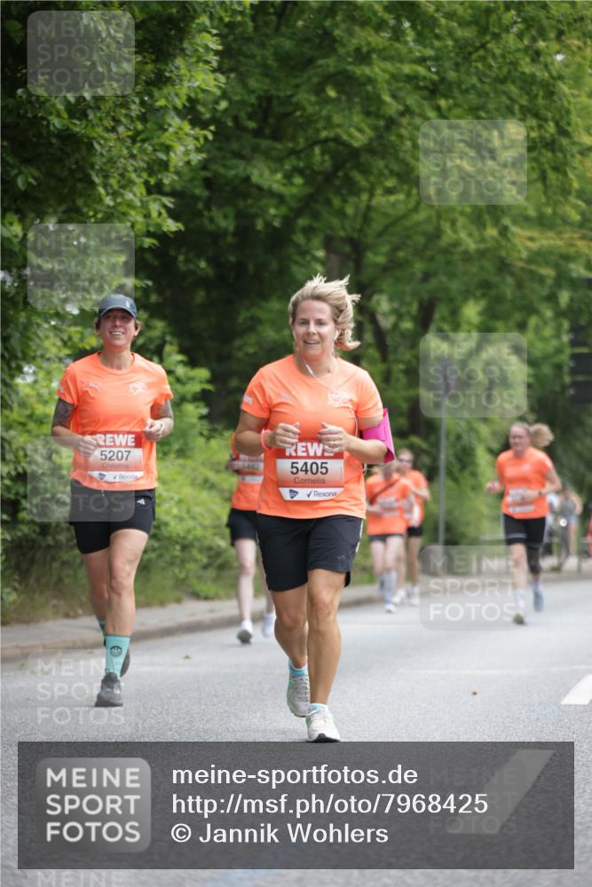15.06.2025 - REWE Women's Run Jannik Wohlers http://msf.ph/oto/7968425 15.06.2025 10:03:41 Laufen 5207, 5405 meine-sportfotos.de