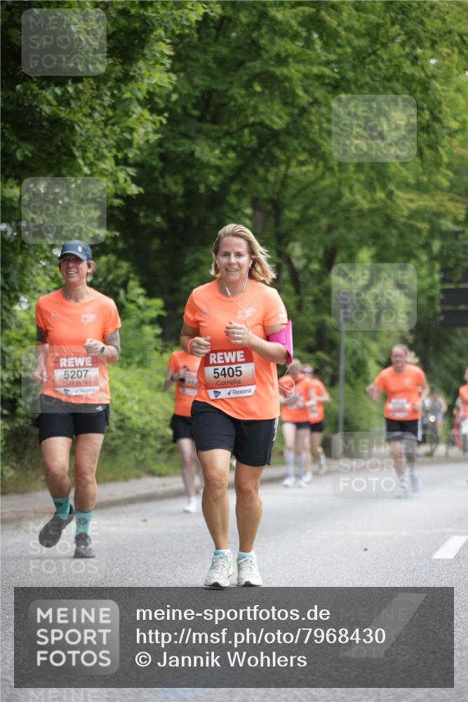 15.06.2025 - REWE Women's Run Jannik Wohlers http://msf.ph/oto/7968430 15.06.2025 10:03:41 Laufen 5207, 5405 meine-sportfotos.de