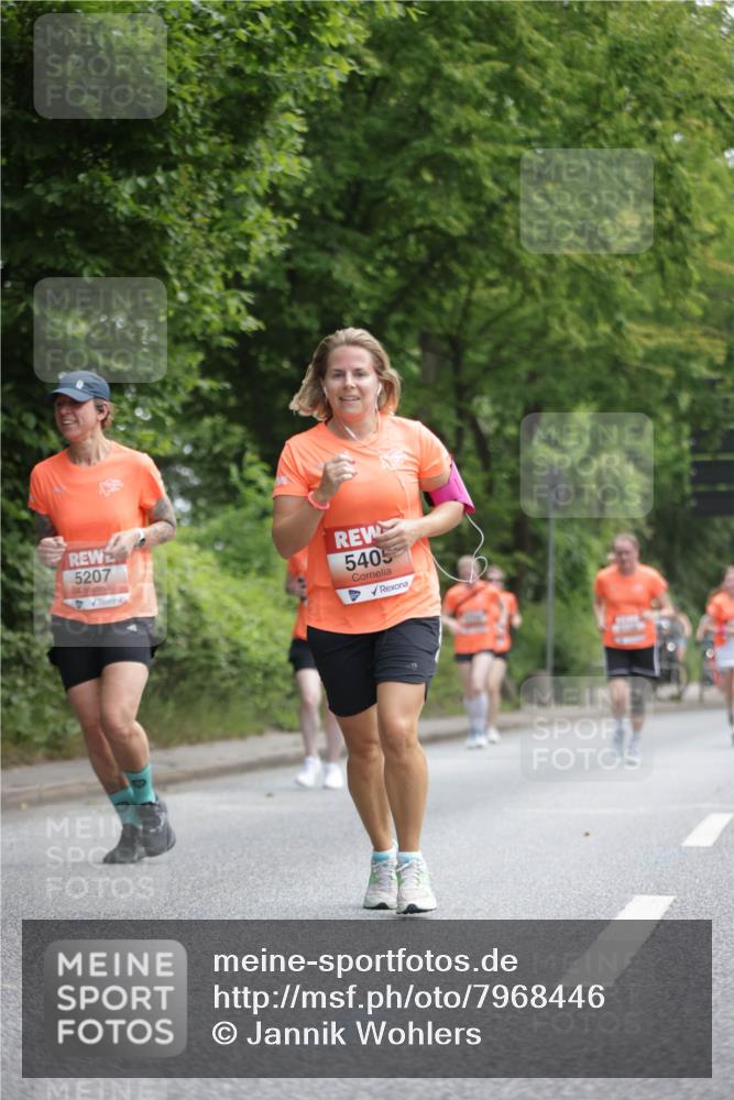 15.06.2025 - REWE Women's Run Jannik Wohlers http://msf.ph/oto/7968446 15.06.2025 10:03:41 Laufen 5207, 5405 meine-sportfotos.de