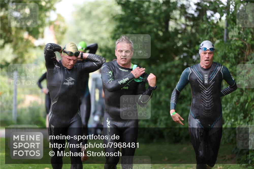 15.06.2025 - 7 Türme Triathlon Michael Strokosch http://msf.ph/oto/7968481 15.06.2025 12:54:50 Schwimmen 157, 701, 719, 723, 740, 762, 881, 916, 939, 945, 998, 1024, 1104, 1105, 1182 meine-sportfotos.de