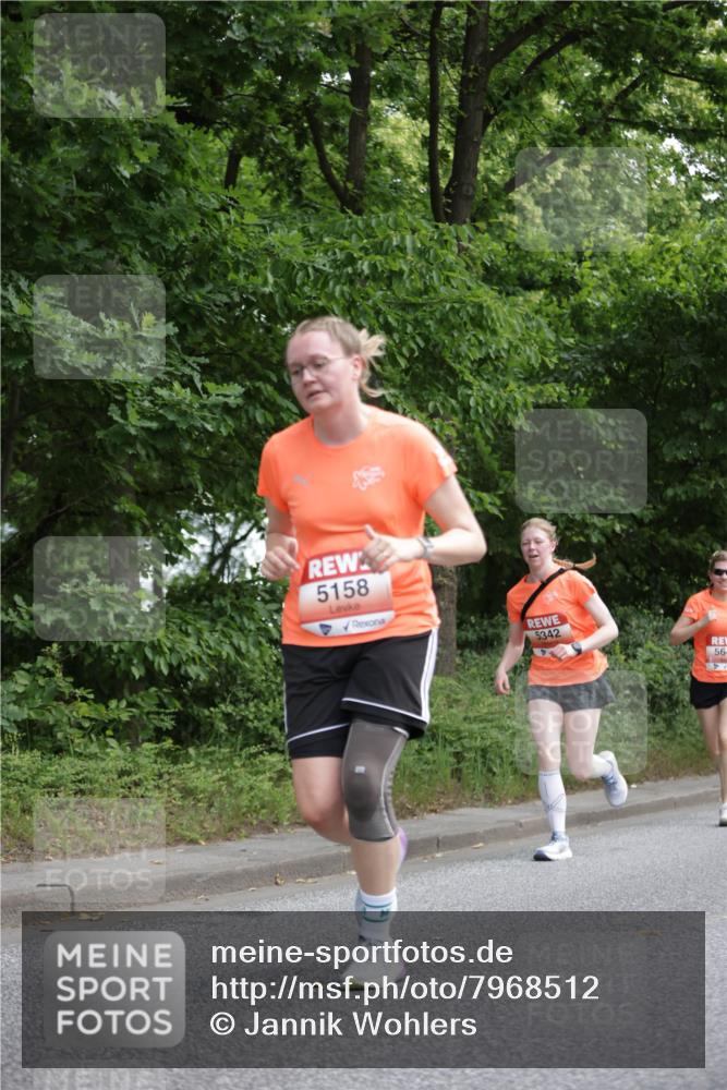 15.06.2025 - REWE Women's Run Jannik Wohlers http://msf.ph/oto/7968512 15.06.2025 10:03:47 Laufen 5158, 5342, 56 meine-sportfotos.de