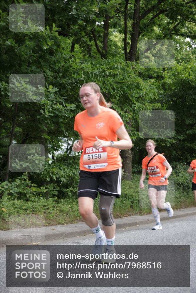 15.06.2025 - REWE Women's Run Jannik Wohlers http://msf.ph/oto/7968516 15.06.2025 10:03:48 Laufen 5158, 5342 meine-sportfotos.de