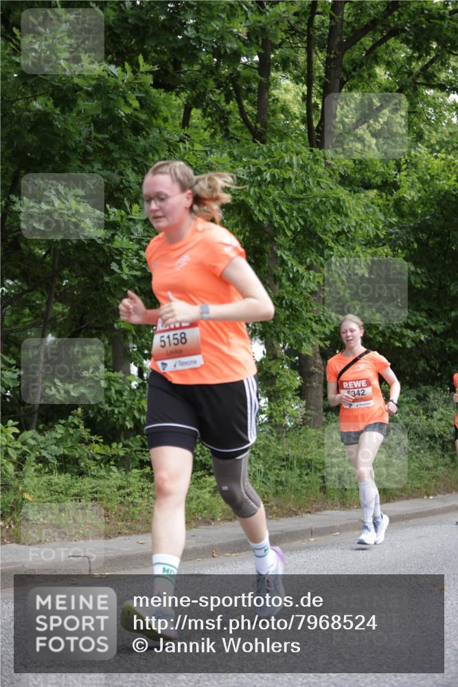 15.06.2025 - REWE Women's Run Jannik Wohlers http://msf.ph/oto/7968524 15.06.2025 10:03:48 Laufen 5158, 342 meine-sportfotos.de