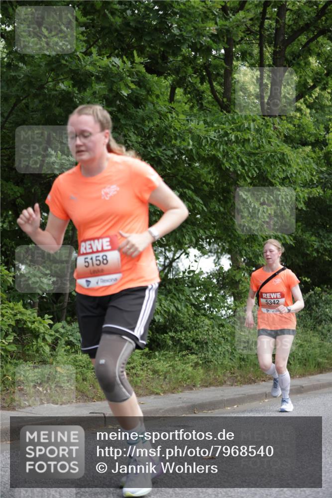 15.06.2025 - REWE Women's Run Jannik Wohlers http://msf.ph/oto/7968540 15.06.2025 10:03:48 Laufen 5158, 5342 meine-sportfotos.de