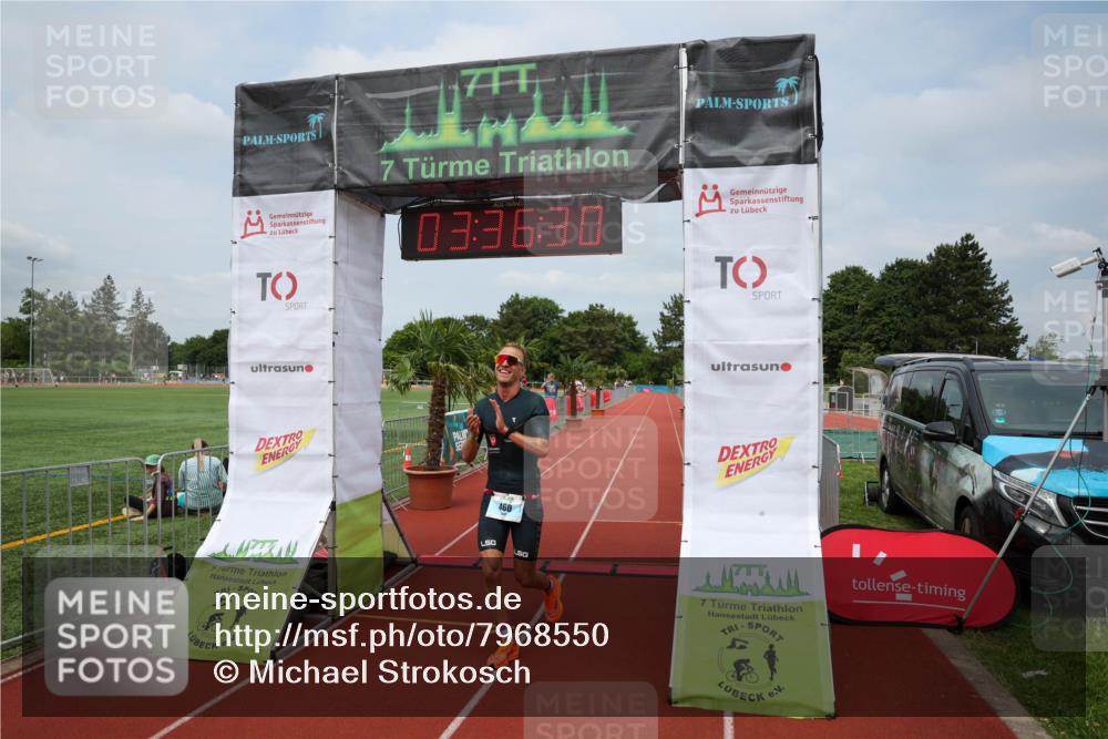 15.06.2025 - 7 Türme Triathlon Michael Strokosch http://msf.ph/oto/7968550 15.06.2025 13:36:30 Ziel 460 meine-sportfotos.de