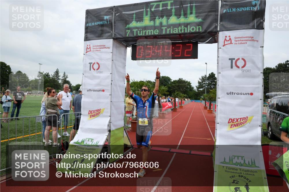15.06.2025 - 7 Türme Triathlon Michael Strokosch http://msf.ph/oto/7968606 15.06.2025 13:44:32 Ziel 1133 meine-sportfotos.de