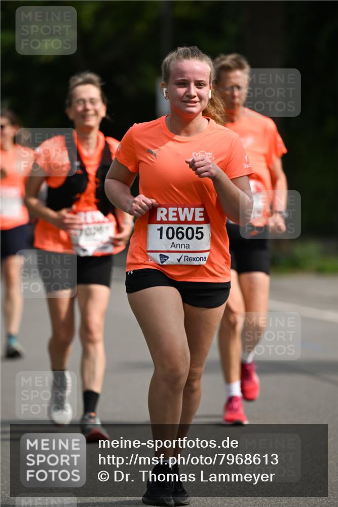 15.06.2025 - REWE Women's Run Dr. Thomas Lammeyer http://msf.ph/oto/7968613 15.06.2025 09:56:29 Laufen 7076, 10605 meine-sportfotos.de