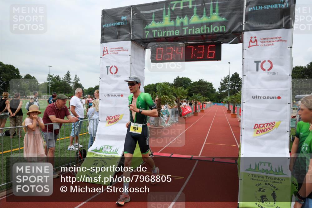 15.06.2025 - 7 Türme Triathlon Michael Strokosch http://msf.ph/oto/7968805 15.06.2025 13:47:36 Ziel 1104 meine-sportfotos.de