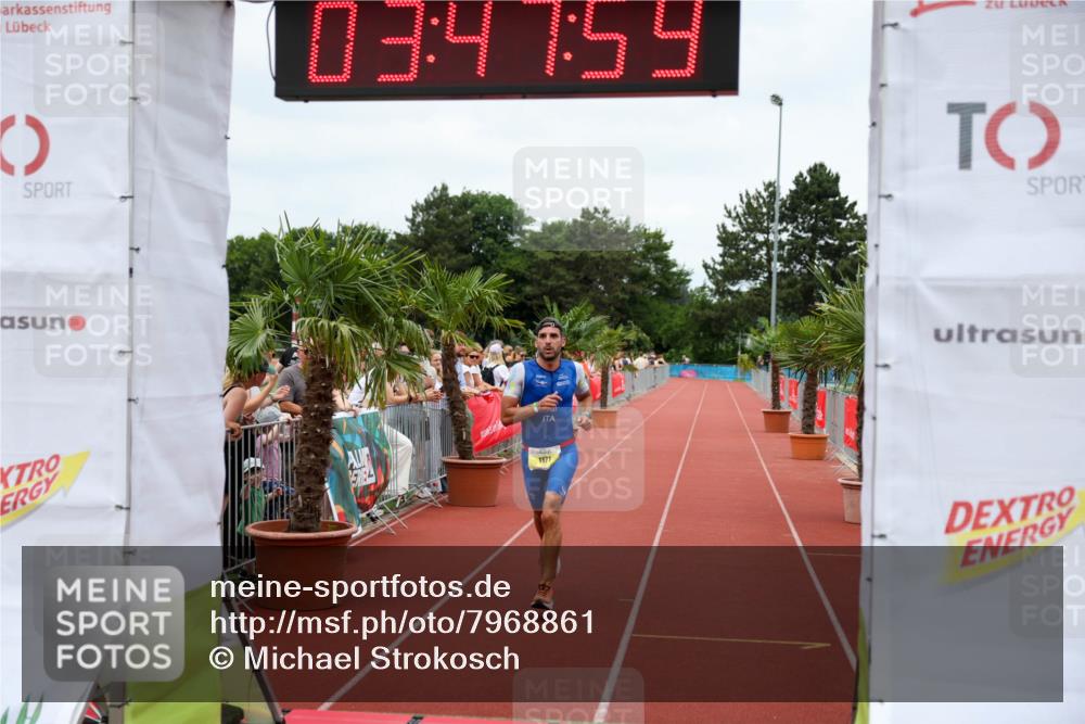 15.06.2025 - 7 Türme Triathlon Michael Strokosch http://msf.ph/oto/7968861 15.06.2025 13:47:59 Ziel 1171, 1182 meine-sportfotos.de