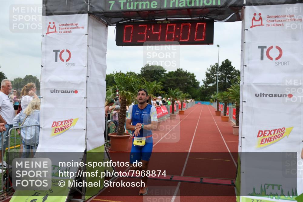 15.06.2025 - 7 Türme Triathlon Michael Strokosch http://msf.ph/oto/7968874 15.06.2025 13:48:00 Ziel 1171, 1182 meine-sportfotos.de