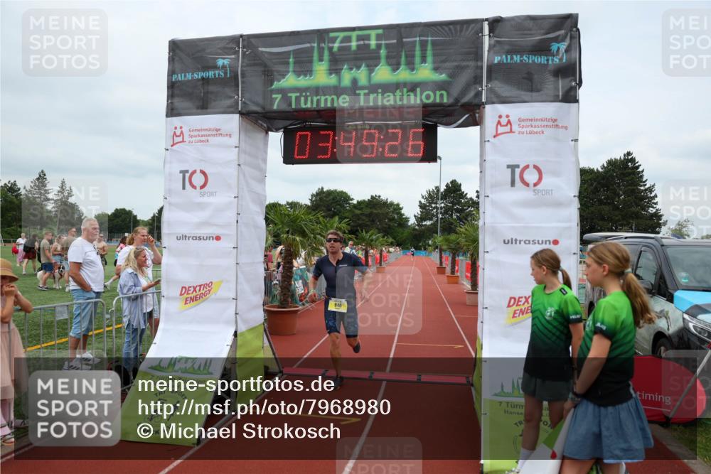 15.06.2025 - 7 Türme Triathlon Michael Strokosch http://msf.ph/oto/7968980 15.06.2025 13:49:25 Ziel 940 meine-sportfotos.de