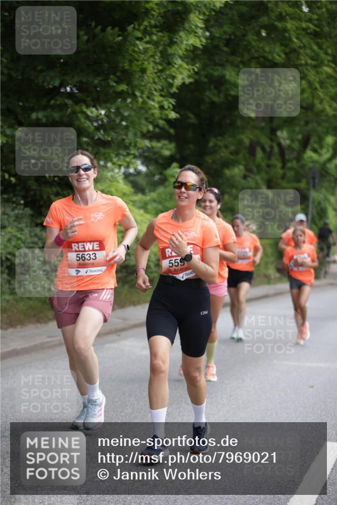 15.06.2025 - REWE Women's Run Jannik Wohlers http://msf.ph/oto/7969021 15.06.2025 10:04:12 Laufen 5633, 559 meine-sportfotos.de