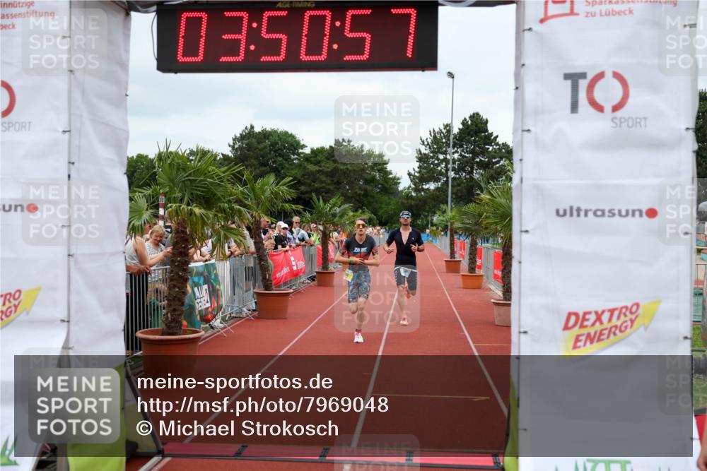 15.06.2025 - 7 Türme Triathlon Michael Strokosch http://msf.ph/oto/7969048 15.06.2025 13:50:57 Ziel 399, 983 meine-sportfotos.de