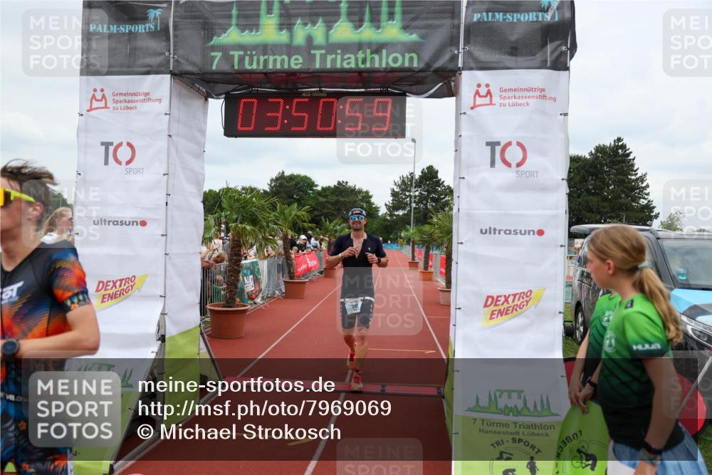 15.06.2025 - 7 Türme Triathlon Michael Strokosch http://msf.ph/oto/7969069 15.06.2025 13:50:59 Ziel 399, 983 meine-sportfotos.de