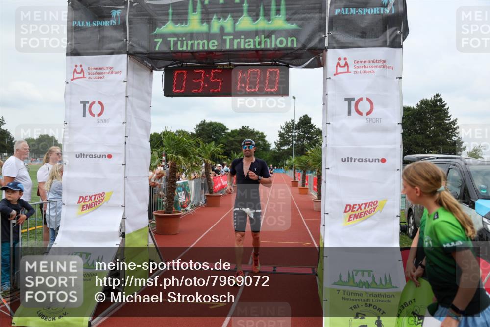 15.06.2025 - 7 Türme Triathlon Michael Strokosch http://msf.ph/oto/7969072 15.06.2025 13:50:59 Ziel 399, 983 meine-sportfotos.de