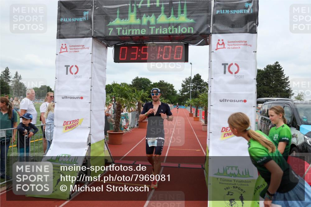 15.06.2025 - 7 Türme Triathlon Michael Strokosch http://msf.ph/oto/7969081 15.06.2025 13:51:00 Ziel 399, 983 meine-sportfotos.de