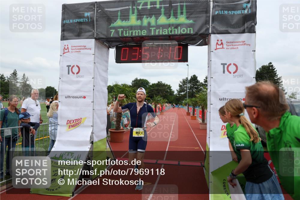 15.06.2025 - 7 Türme Triathlon Michael Strokosch http://msf.ph/oto/7969118 15.06.2025 13:51:09 Ziel 862 meine-sportfotos.de