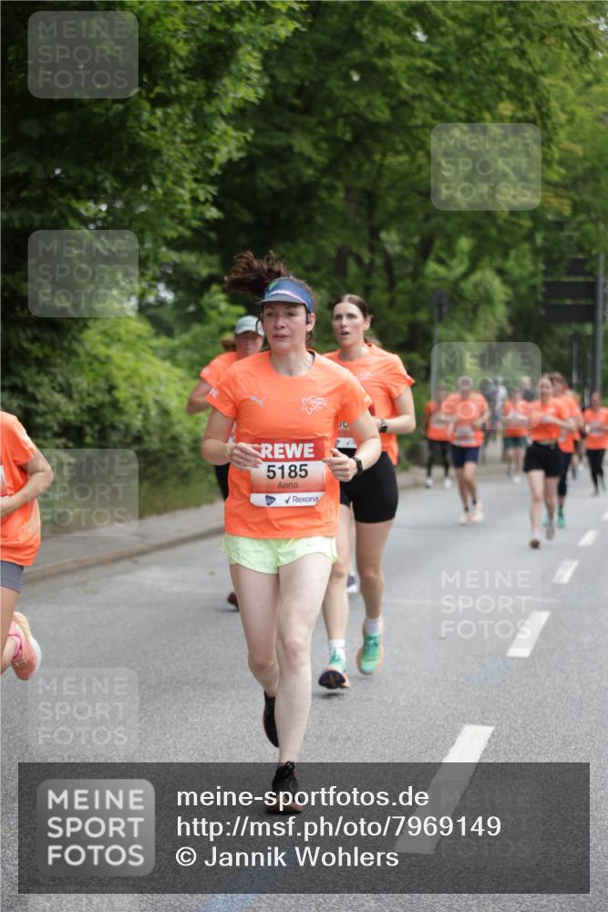 15.06.2025 - REWE Women's Run Jannik Wohlers http://msf.ph/oto/7969149 15.06.2025 10:04:16 Laufen 5185 meine-sportfotos.de