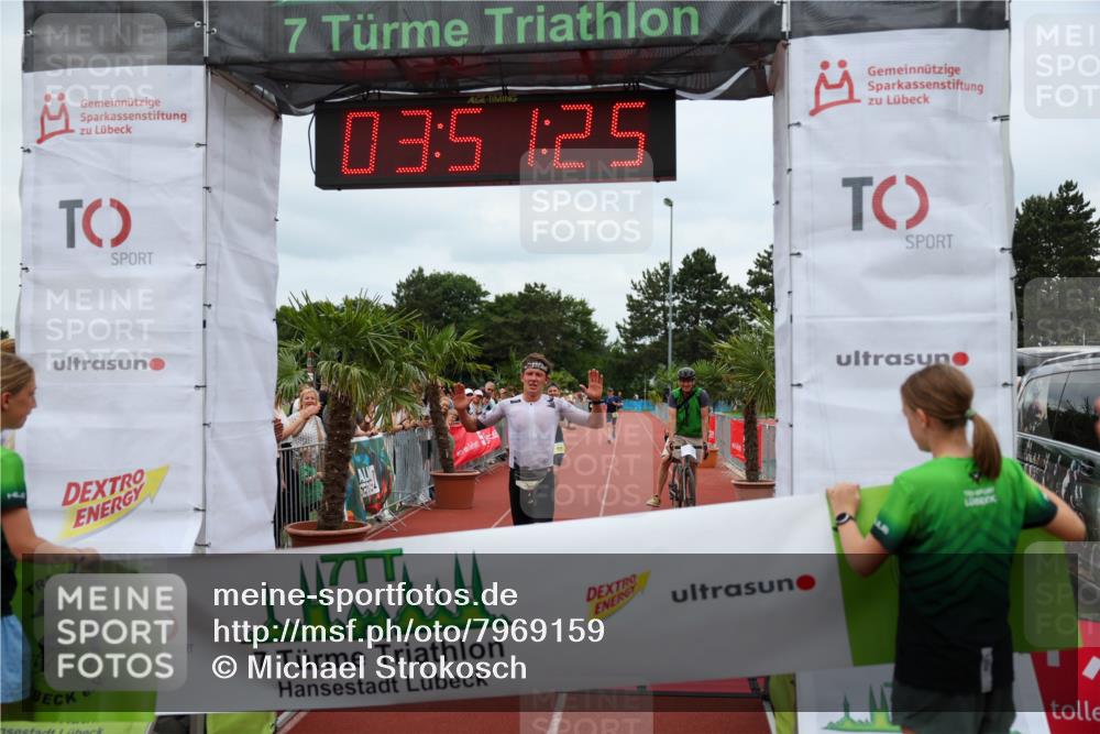 15.06.2025 - 7 Türme Triathlon Michael Strokosch http://msf.ph/oto/7969159 15.06.2025 13:51:25 Ziel 282, 855, 955, 1105 meine-sportfotos.de