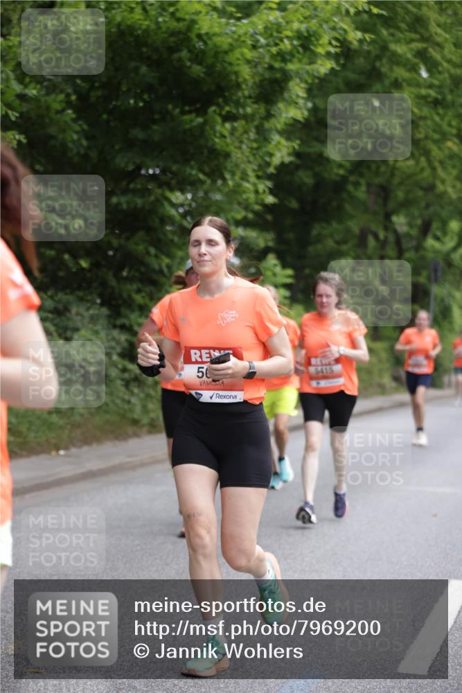 15.06.2025 - REWE Women's Run Jannik Wohlers http://msf.ph/oto/7969200 15.06.2025 10:04:17 Laufen 50, 5415 meine-sportfotos.de