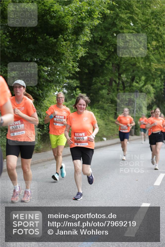 15.06.2025 - REWE Women's Run Jannik Wohlers http://msf.ph/oto/7969219 15.06.2025 10:04:18 Laufen 5381, 5263, 5415 meine-sportfotos.de