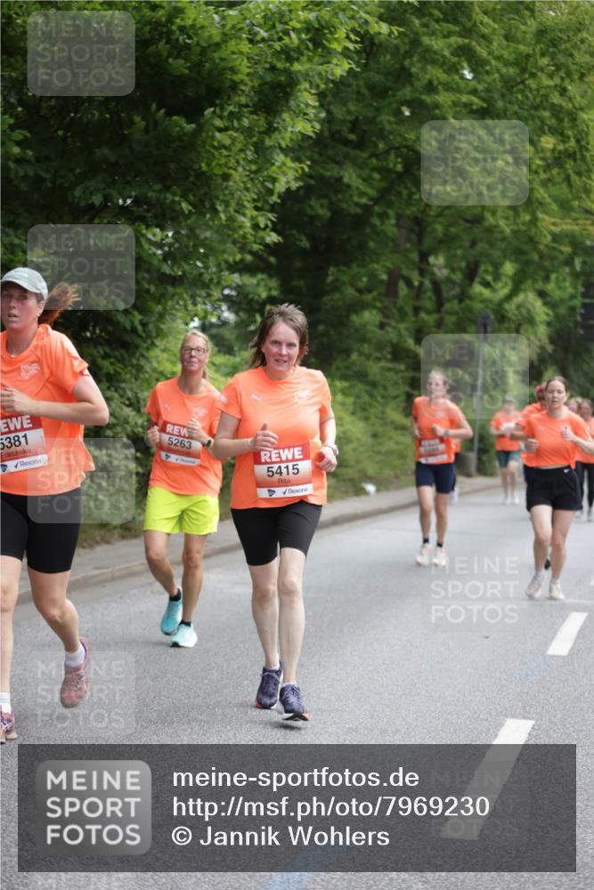 15.06.2025 - REWE Women's Run Jannik Wohlers http://msf.ph/oto/7969230 15.06.2025 10:04:18 Laufen 5381, 5263 meine-sportfotos.de