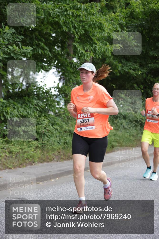 15.06.2025 - REWE Women's Run Jannik Wohlers http://msf.ph/oto/7969240 15.06.2025 10:04:19 Laufen 5381, 5263 meine-sportfotos.de