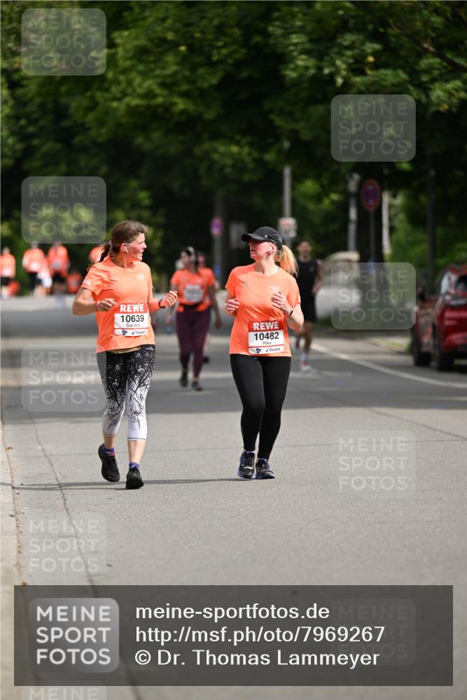 15.06.2025 - REWE Women's Run Dr. Thomas Lammeyer http://msf.ph/oto/7969267 15.06.2025 09:58:00 Laufen 10639, 10482 meine-sportfotos.de
