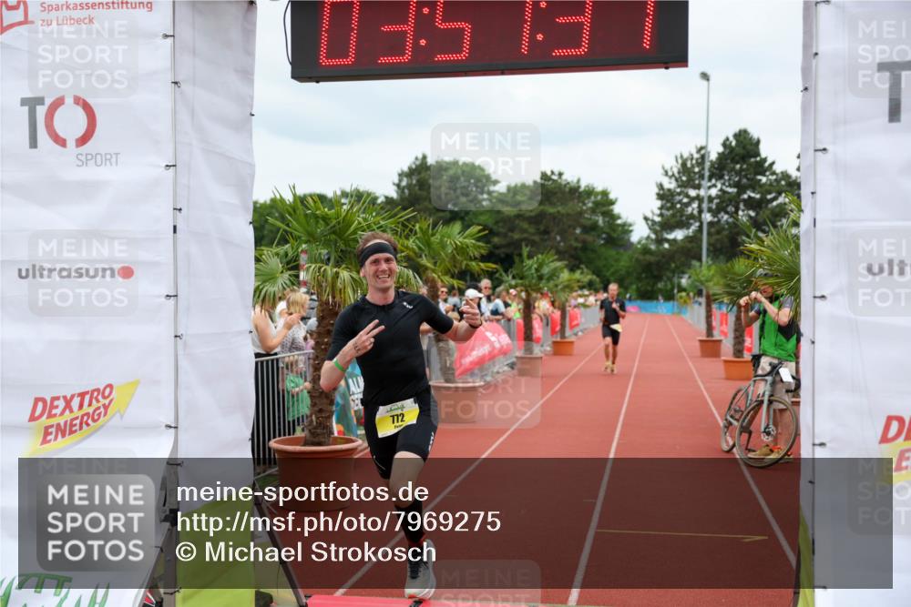 15.06.2025 - 7 Türme Triathlon Michael Strokosch http://msf.ph/oto/7969275 15.06.2025 13:51:36 Ziel 772, 842, 955, 1072 meine-sportfotos.de