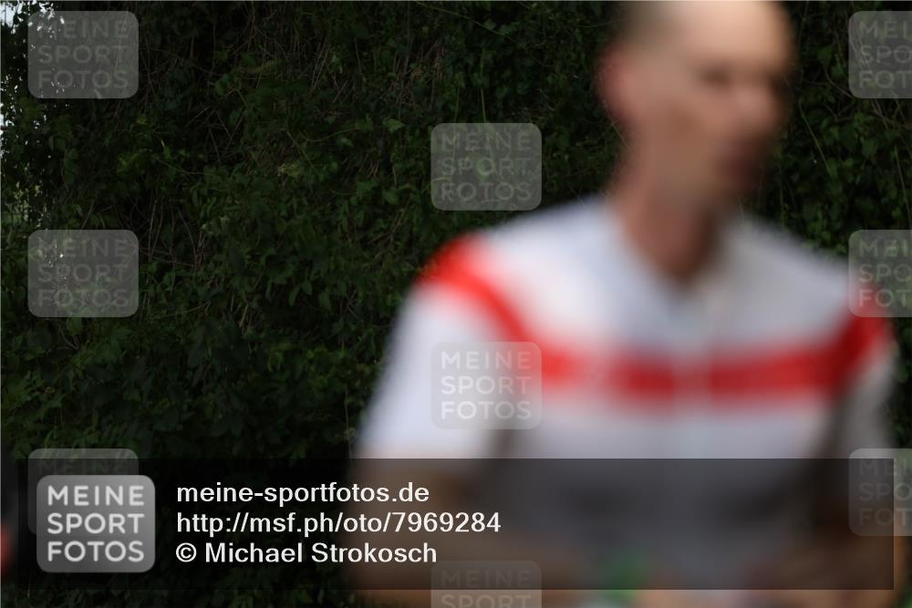 15.06.2025 - 7 Türme Triathlon Michael Strokosch http://msf.ph/oto/7969284 15.06.2025 12:56:06 Schwimmen 708, 741, 776, 818, 833, 872, 880, 895, 904, 992, 1120, 1149, 1150, 1153, 1177 meine-sportfotos.de