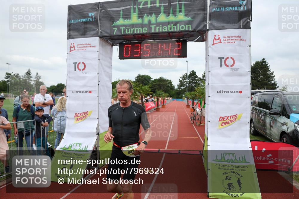 15.06.2025 - 7 Türme Triathlon Michael Strokosch http://msf.ph/oto/7969324 15.06.2025 13:51:42 Ziel 772, 842 meine-sportfotos.de