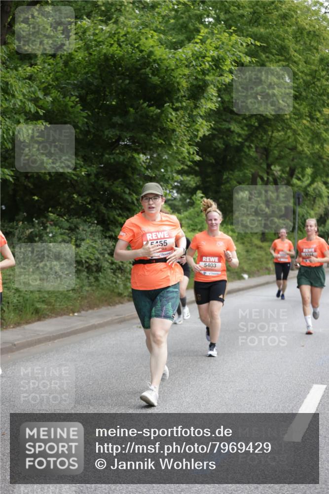 15.06.2025 - REWE Women's Run Jannik Wohlers http://msf.ph/oto/7969429 15.06.2025 10:04:28 Laufen 55, 5403 meine-sportfotos.de