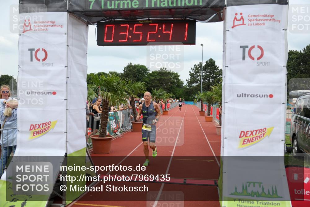 15.06.2025 - 7 Türme Triathlon Michael Strokosch http://msf.ph/oto/7969435 15.06.2025 13:52:40 Ziel 1181 meine-sportfotos.de