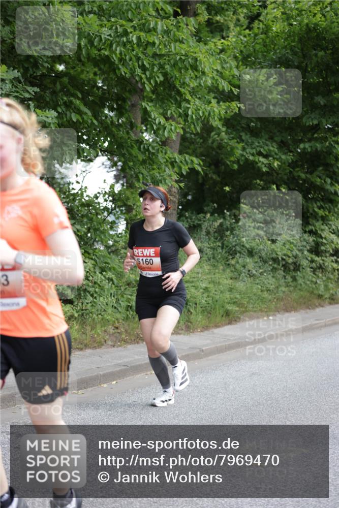 15.06.2025 - REWE Women's Run Jannik Wohlers http://msf.ph/oto/7969470 15.06.2025 10:04:31 Laufen 5160 meine-sportfotos.de