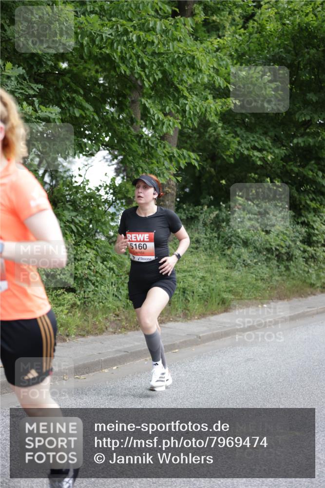 15.06.2025 - REWE Women's Run Jannik Wohlers http://msf.ph/oto/7969474 15.06.2025 10:04:31 Laufen 5160 meine-sportfotos.de