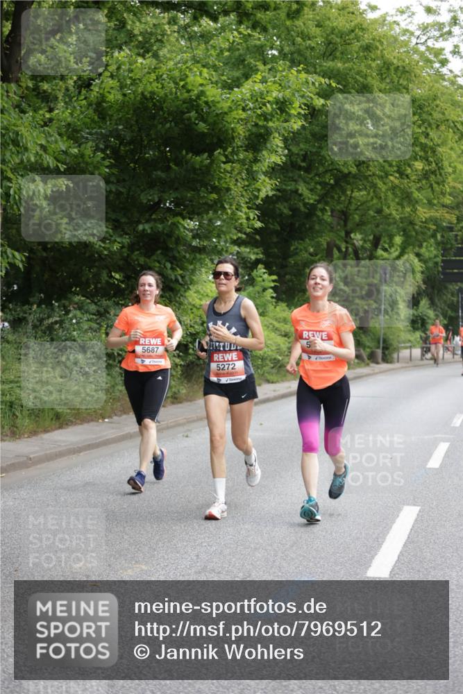 15.06.2025 - REWE Women's Run Jannik Wohlers http://msf.ph/oto/7969512 15.06.2025 10:04:33 Laufen 5687, 5272, 5 meine-sportfotos.de
