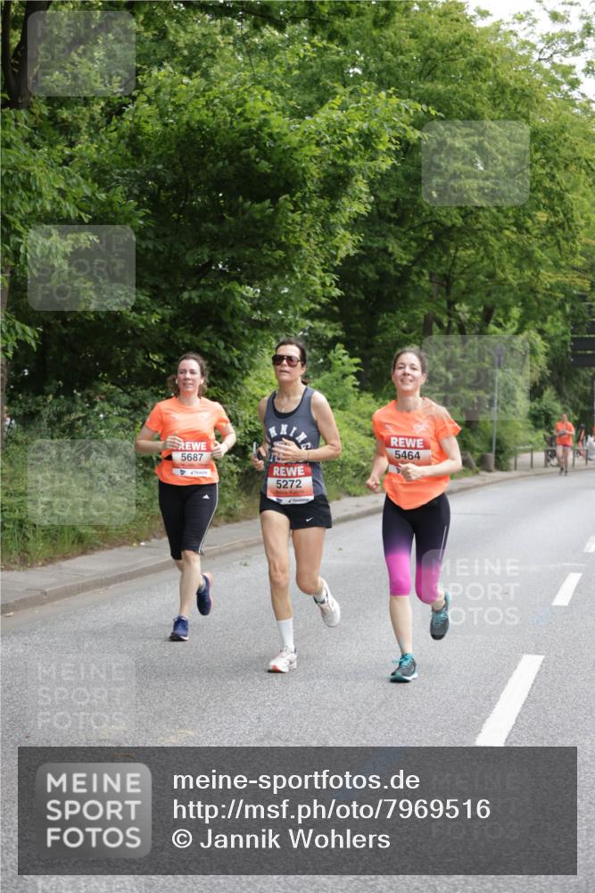 15.06.2025 - REWE Women's Run Jannik Wohlers http://msf.ph/oto/7969516 15.06.2025 10:04:33 Laufen 5687, 5464, 5272 meine-sportfotos.de