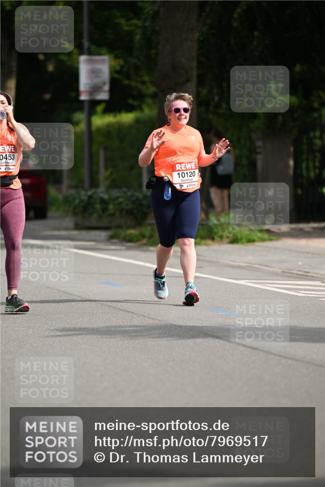 15.06.2025 - REWE Women's Run Dr. Thomas Lammeyer http://msf.ph/oto/7969517 15.06.2025 09:58:17 Laufen 0453, 10120 meine-sportfotos.de