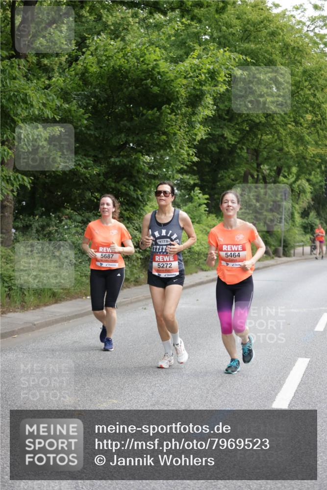 15.06.2025 - REWE Women's Run Jannik Wohlers http://msf.ph/oto/7969523 15.06.2025 10:04:33 Laufen 5687, 5272, 5464 meine-sportfotos.de