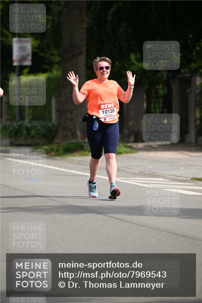 15.06.2025 - REWE Women's Run Dr. Thomas Lammeyer http://msf.ph/oto/7969543 15.06.2025 09:58:17 Laufen 10120 meine-sportfotos.de