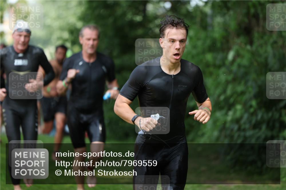 15.06.2025 - 7 Türme Triathlon Michael Strokosch http://msf.ph/oto/7969559 15.06.2025 12:56:31 Schwimmen 767, 786, 804, 842, 851, 868, 869, 872, 886, 896, 963, 992, 1003, 1028, 1060, 1070, 1077, 1091, 1149, 1175 meine-sportfotos.de