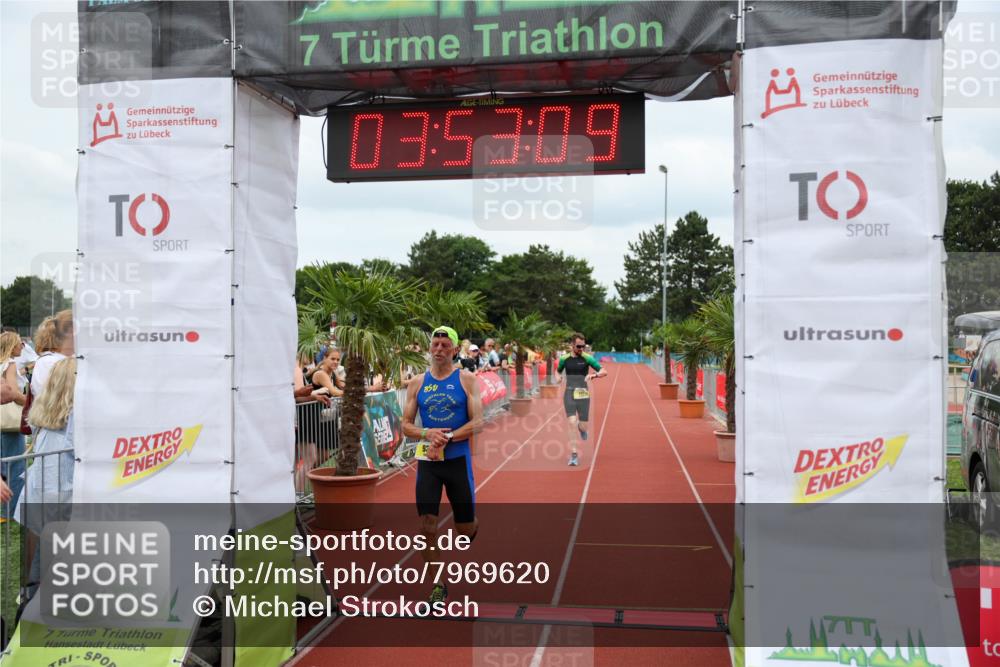 15.06.2025 - 7 Türme Triathlon Michael Strokosch http://msf.ph/oto/7969620 15.06.2025 13:53:08 Ziel 881, 930, 1164 meine-sportfotos.de