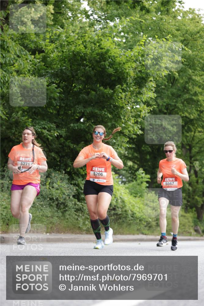 15.06.2025 - REWE Women's Run Jannik Wohlers http://msf.ph/oto/7969701 15.06.2025 10:04:46 Laufen 5271, 5266, 5567 meine-sportfotos.de
