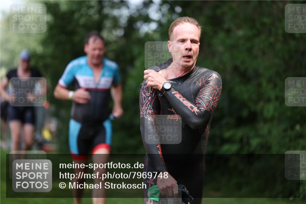 15.06.2025 - 7 Türme Triathlon Michael Strokosch http://msf.ph/oto/7969748 15.06.2025 12:56:47 Schwimmen 767, 786, 868, 886, 901, 910, 1003, 1028, 1060, 1070, 1077, 1132, 1175, 1198 meine-sportfotos.de