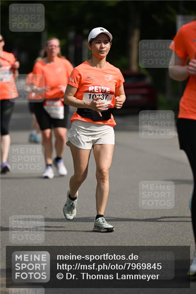 15.06.2025 - REWE Women's Run Dr. Thomas Lammeyer http://msf.ph/oto/7969845 15.06.2025 09:59:03 Laufen 10737 meine-sportfotos.de