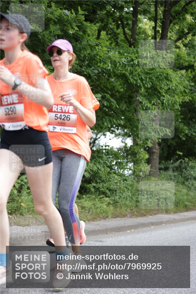 15.06.2025 - REWE Women's Run Jannik Wohlers http://msf.ph/oto/7969925 15.06.2025 10:05:01 Laufen 5290, 5426 meine-sportfotos.de