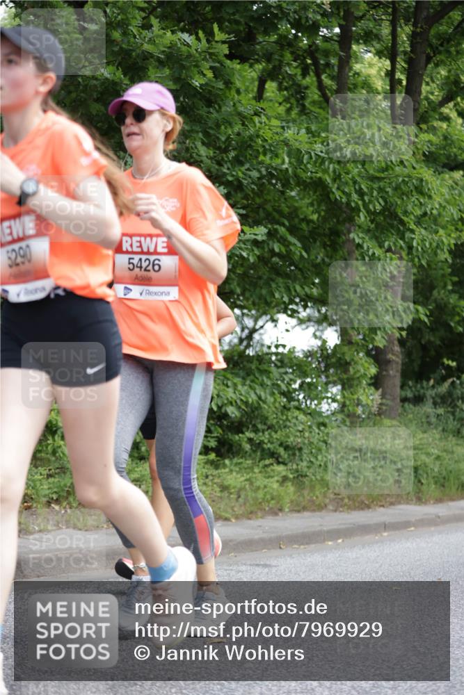 15.06.2025 - REWE Women's Run Jannik Wohlers http://msf.ph/oto/7969929 15.06.2025 10:05:01 Laufen 5290, 5426 meine-sportfotos.de