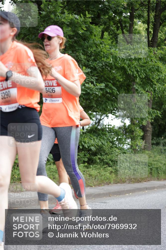 15.06.2025 - REWE Women's Run Jannik Wohlers http://msf.ph/oto/7969932 15.06.2025 10:05:01 Laufen 5290, 5426 meine-sportfotos.de